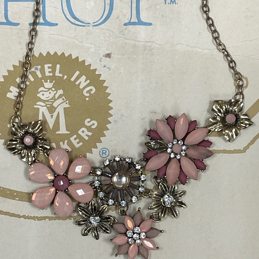 Floral Statement Necklace in Pink and Gold